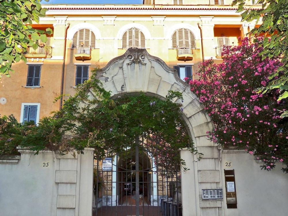 Albergo Enrica Rom Exterior foto
