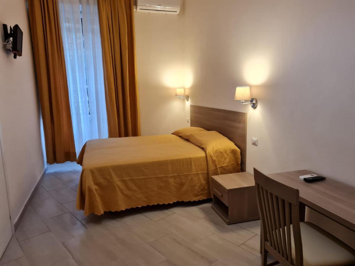 Albergo Enrica Rom Exterior foto
