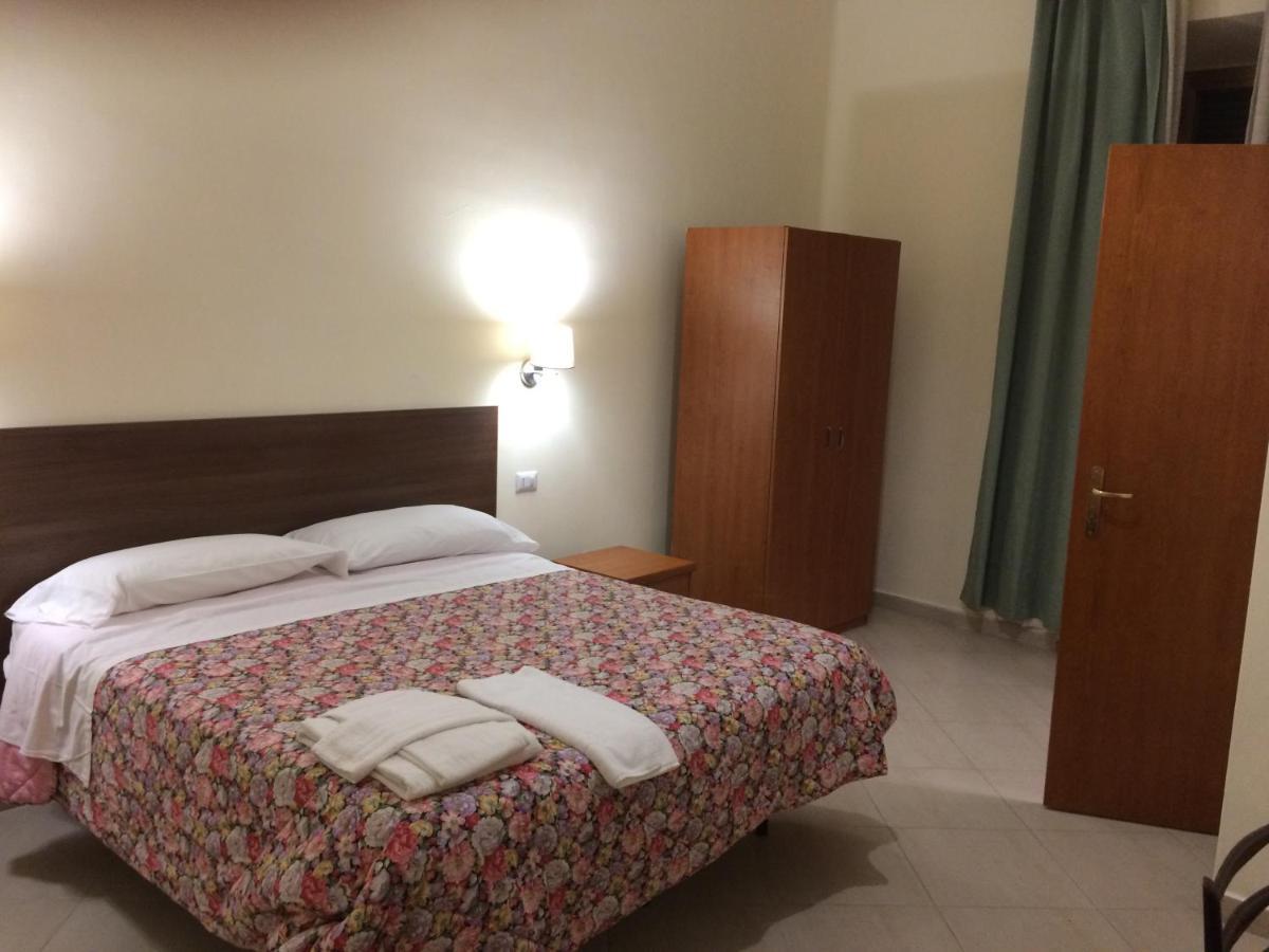 Albergo Enrica Rom Exterior foto